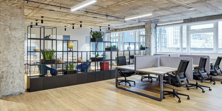 Spaces Serviced Offices: The Future of Flexible Workspaces for Modern Businesses